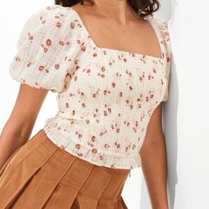 New. American Eagle Outfitters Floral Smocked Blouse With Floral Design